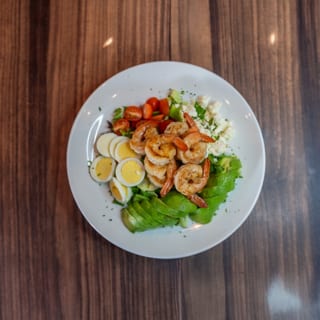 Grilled Shrimp Avocado Salad