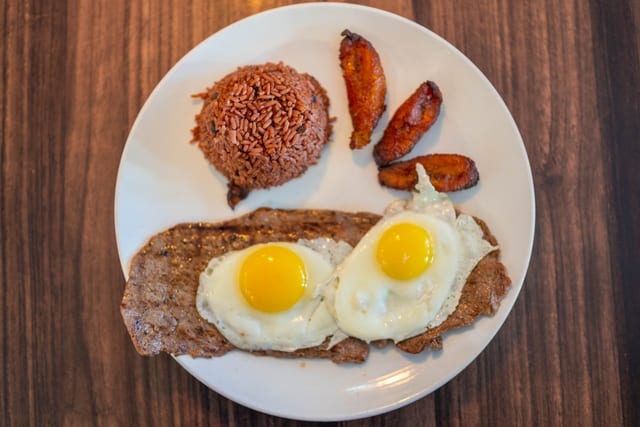 Steak & Egg's