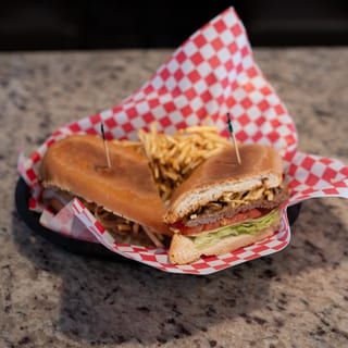 Pan con Bistec Sandwich